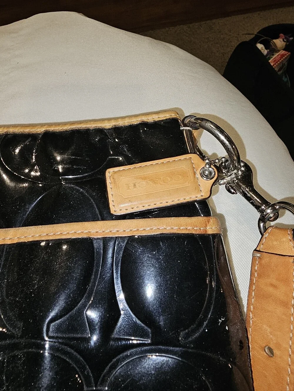 COACH Peyton Black Patent Shoulder Bag with Tan Trim - Picture 5 of 6
